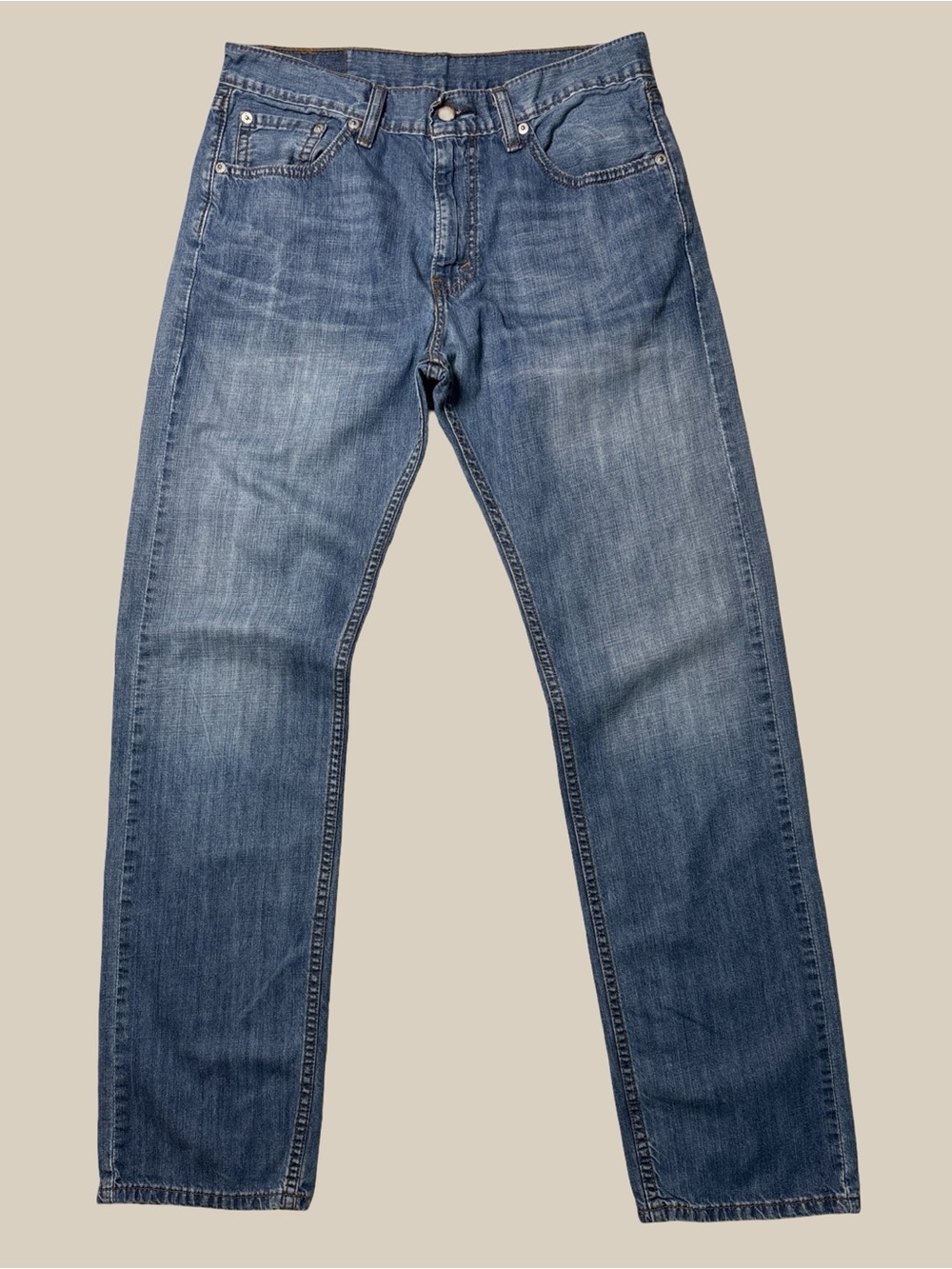 Levi’s Men’s 505 Regular Fit Jeans, 100% Cotton Medium Wash, SZ 30 X 32
